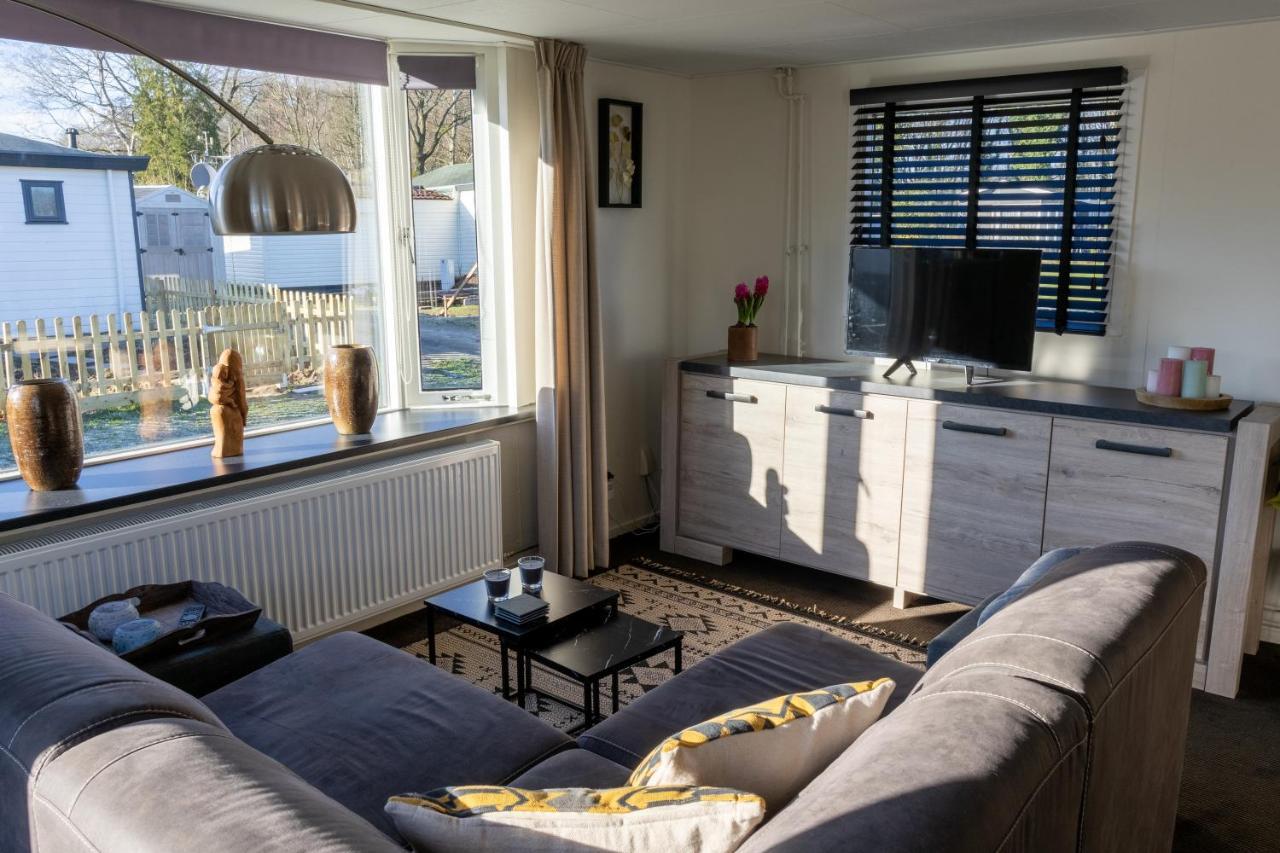 ホテル Luxe Chalet Strubben-Kniphorstbos Anloo エクステリア 写真